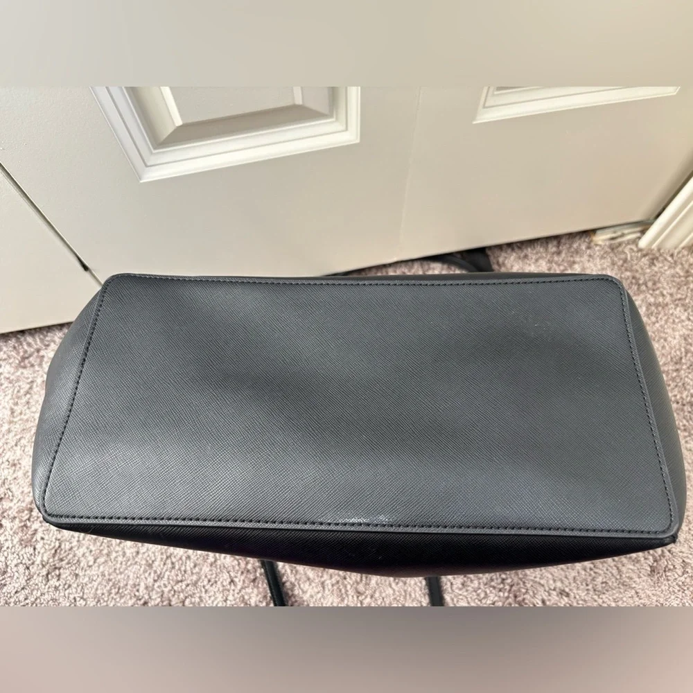 Kate Spade Black Tote with Sleek Design - Picture 12 of 12